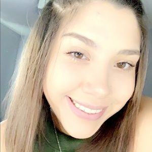 Meet your Posher, Ari